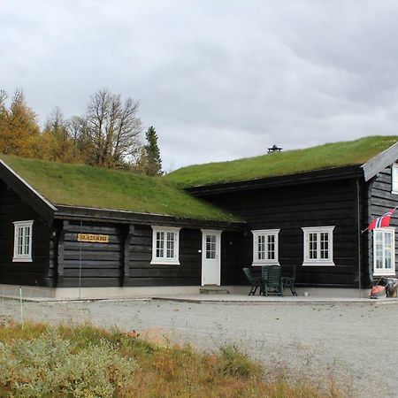 Blazerbu Four-Bedroom Chalet Myro Exteriör bild