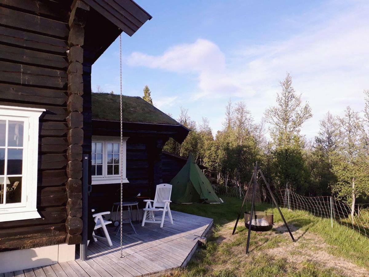 Blazerbu Four-Bedroom Chalet Myro Exteriör bild